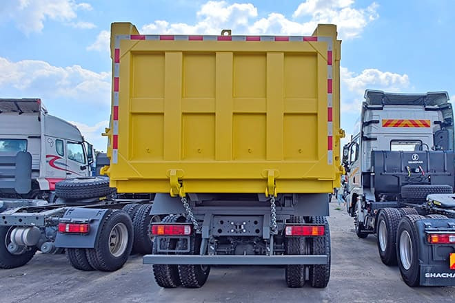 SINOTRUK Howo 400 10 Wheeler Tipper Truck for Sale in Côte d'Ivoire - Camion benne: photos 4 SINOTRUK Howo 400 10 Wheeler Tipper Truck for Sale in Côte d'Ivoire - Camion benne: photos 4
