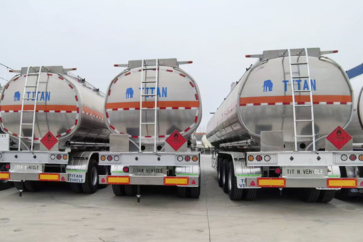 TITAN 3 Axle 42000liter Aluminum Tanker Trailer for Sale in Mali - Semi-remorque citerne: photos 2 TITAN 3 Axle 42000liter Aluminum Tanker Trailer for Sale in Mali - Semi-remorque citerne: photos 2