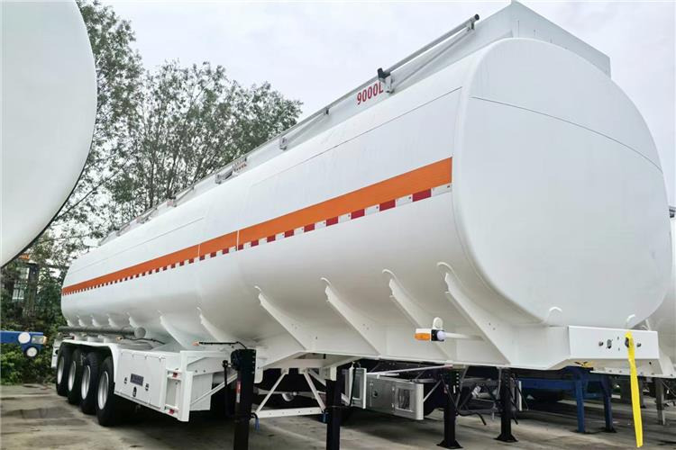 TITAN 4 Axle Fuel Tanker Trailer for Sale In Guyana - Semi-remorque citerne: photos 2 TITAN 4 Axle Fuel Tanker Trailer for Sale In Guyana - Semi-remorque citerne: photos 2