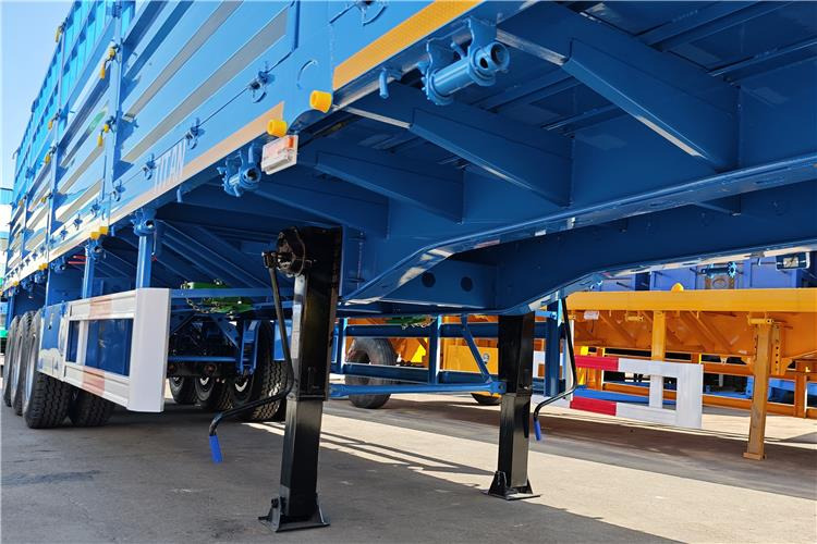TITAN 60 Ton Fence Cargo Semi Trailer for Sale in Tanzania - Semi-remorque bétaillère: photos 5 TITAN 60 Ton Fence Cargo Semi Trailer for Sale in Tanzania - Semi-remorque bétaillère: photos 5