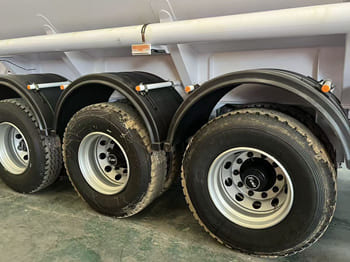 TITAN Semi Oil Tanker Trailer for Sale in Kazakhstan - Semi-remorque citerne: photos 3 TITAN Semi Oil Tanker Trailer for Sale in Kazakhstan - Semi-remorque citerne: photos 3