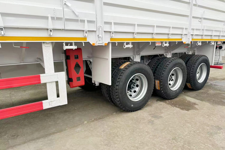 TITAN Side Wall Trailer for Sale in Zambia - Semi-remorque plateau: photos 5 TITAN Side Wall Trailer for Sale in Zambia - Semi-remorque plateau: photos 5
