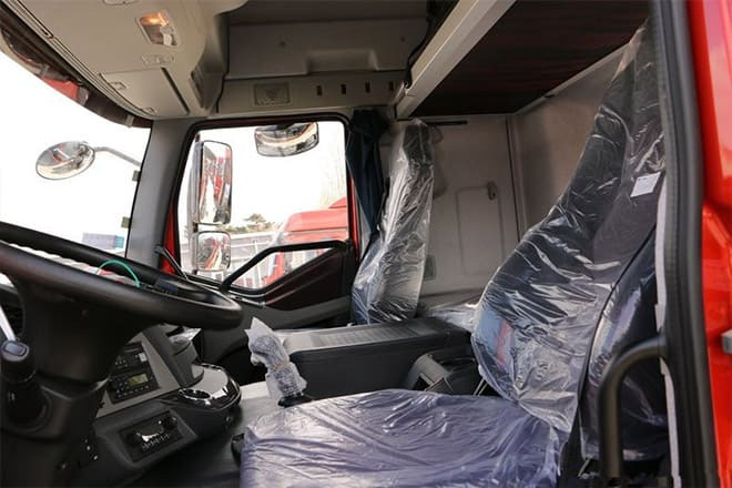 FAW FAW 6X4 Trucks for Sale Prices in Vanuatu - Tracteur routier: photos 3 FAW FAW 6X4 Trucks for Sale Prices in Vanuatu - Tracteur routier: photos 3