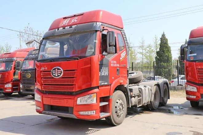 FAW Faw J6P 380HP Truck for Sale in Mali - Tracteur routier: photos 1 FAW Faw J6P 380HP Truck for Sale in Mali - Tracteur routier: photos 1