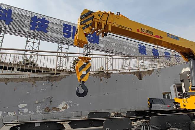 XCMG Lorry Mounted Crane for Sale in Brazil - Camion grue: photos 3 XCMG Lorry Mounted Crane for Sale in Brazil - Camion grue: photos 3
