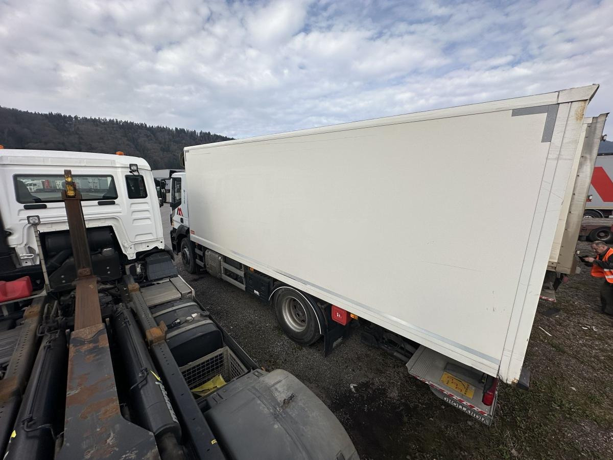 Camion fourgon Iveco Stralis 190 S 36: photos 6