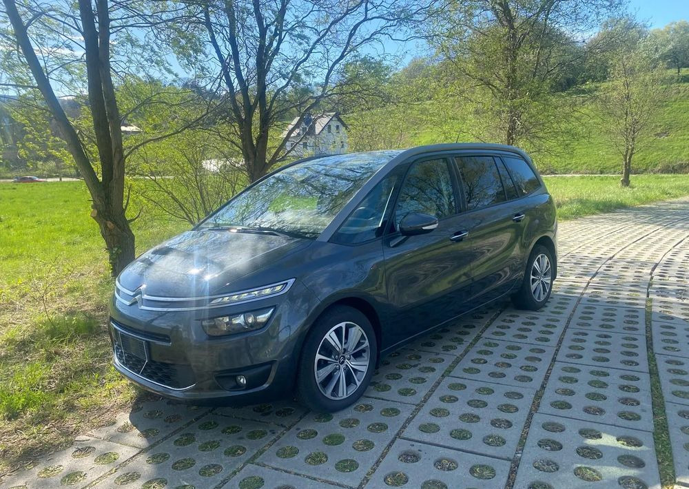 Citroën C4 Grand Picasso BlueHDi 120 EAT6 Selection - Minibus, Transport de personnes: photos 4 Citroën C4 Grand Picasso BlueHDi 120 EAT6 Selection - Minibus, Transport de personnes: photos 4