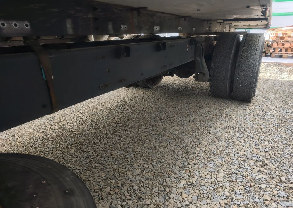 Renault Gama D 18.280 rama do zabudowy poduszka - Châssis cabine: photos 5 Renault Gama D 18.280 rama do zabudowy poduszka - Châssis cabine: photos 5