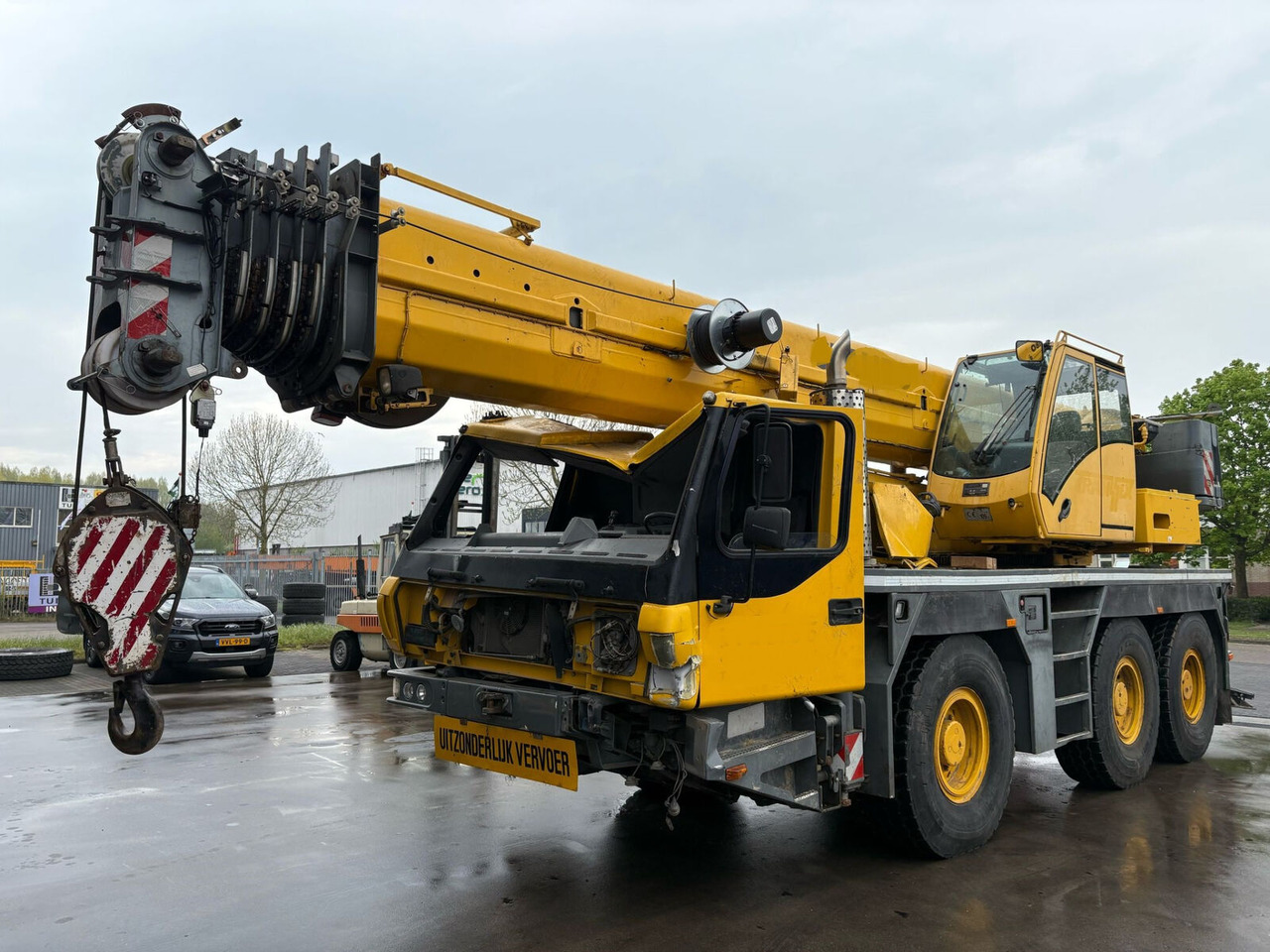 Grove GMK 3055 - Grue tout-terrain: photos 1 Grove GMK 3055 - Grue tout-terrain: photos 1