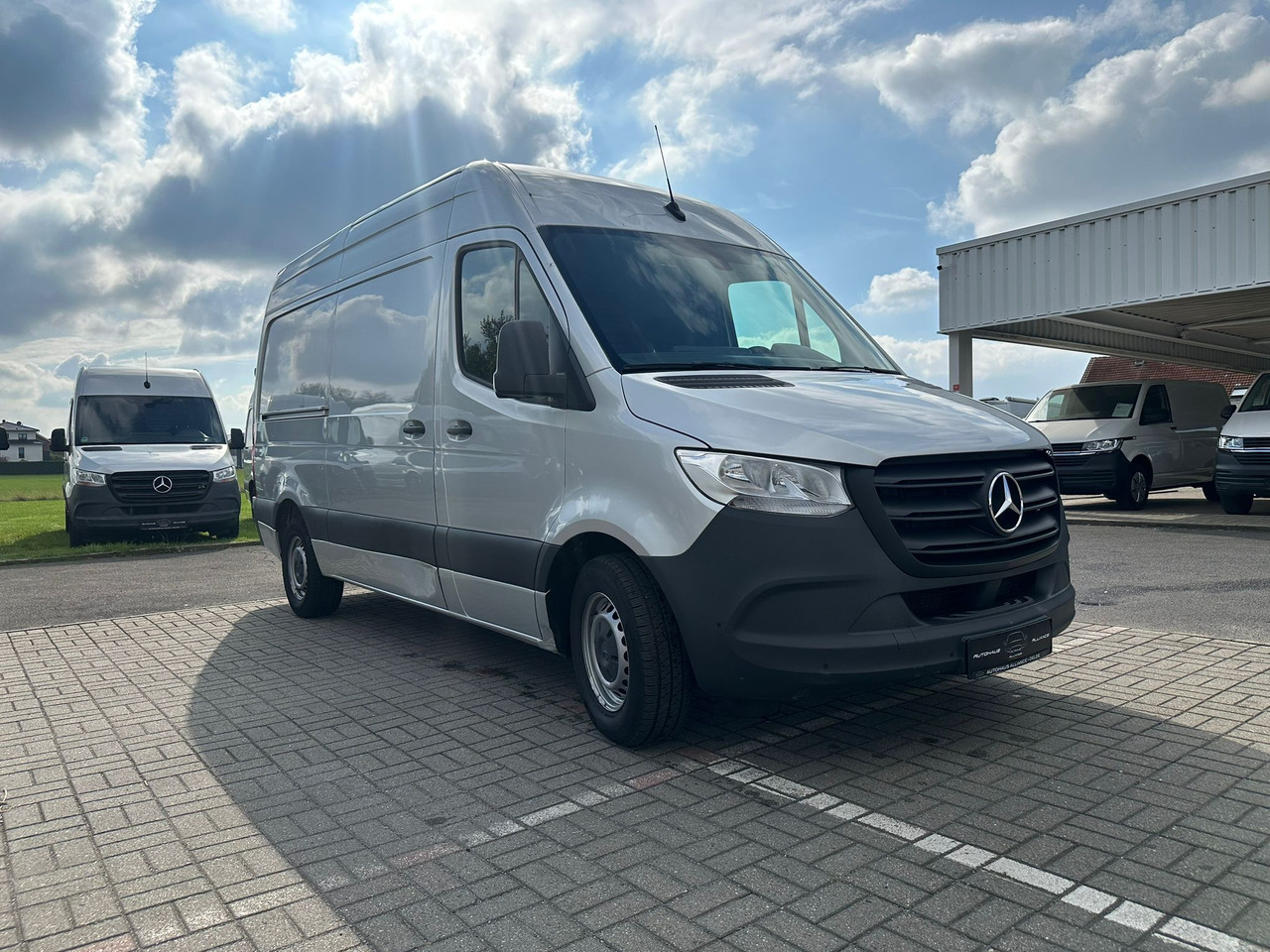 MERCEDES-BENZ Sprinter - Fourgon utilitaire: photos 2 MERCEDES-BENZ Sprinter - Fourgon utilitaire: photos 2