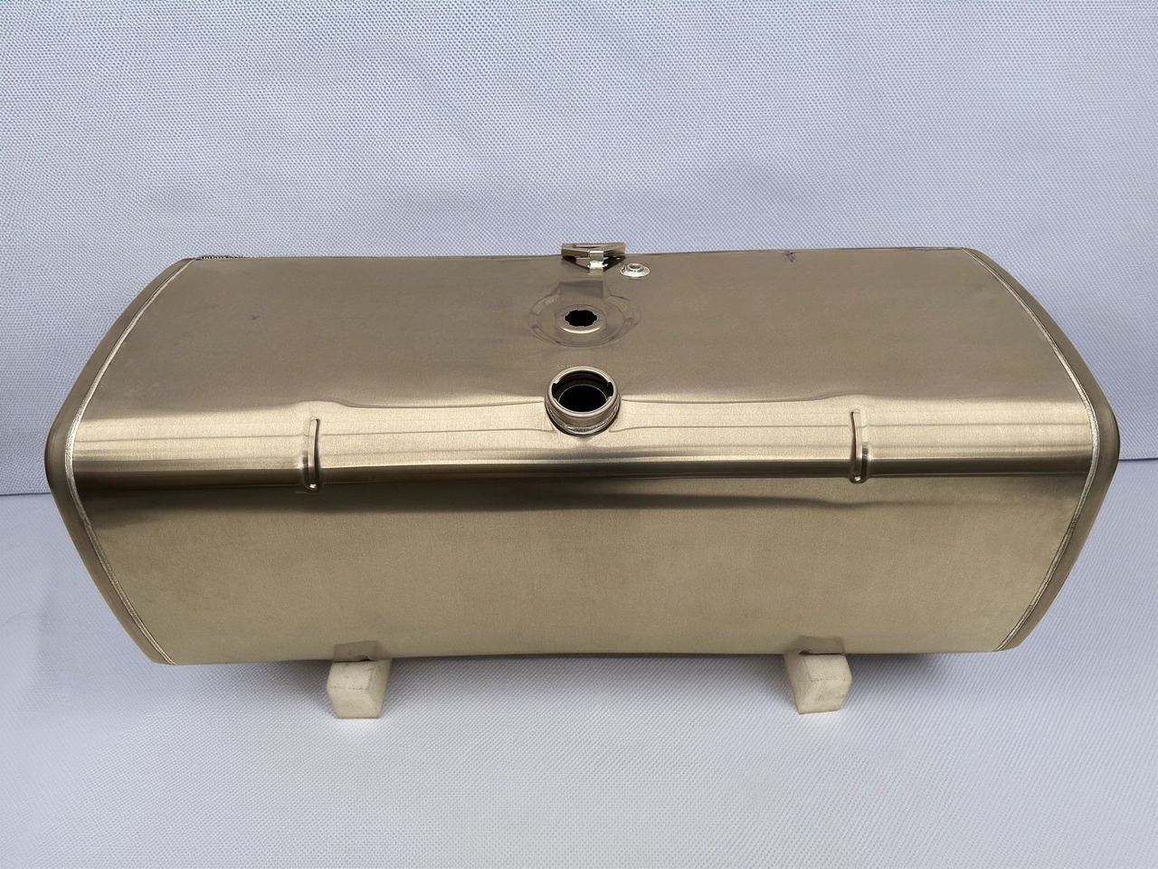 DAF - Réservoir de carburant: photos 1 DAF - Réservoir de carburant: photos 1