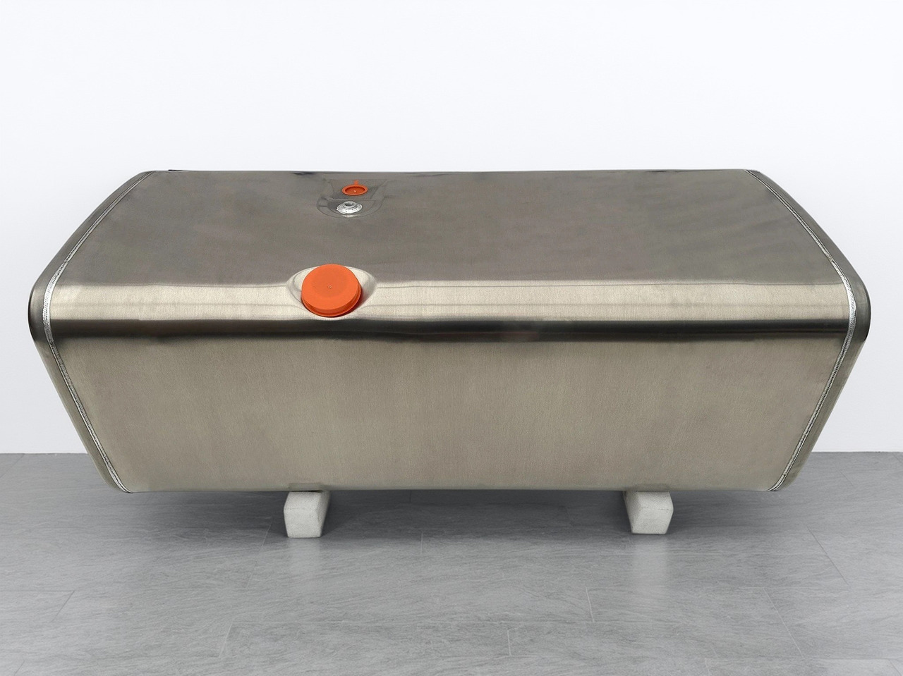 SCANIA - Réservoir de carburant: photos 1 SCANIA - Réservoir de carburant: photos 1