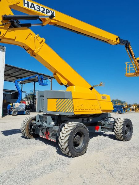 HAULOTTE HA32PX - Nacelle télescopique: photos 1 HAULOTTE HA32PX - Nacelle télescopique: photos 1