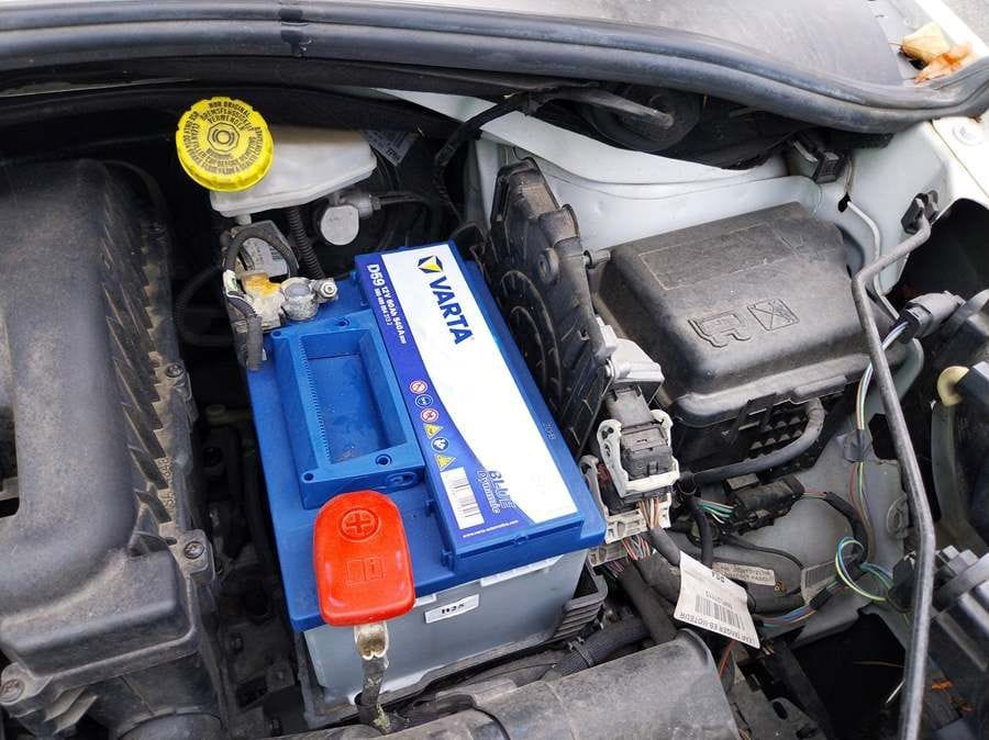 CITROEN C3 PH3 ES. MOTEUR HS. VENDU POUR PIECES. Véhicule non roulant, prévoir plateau. (occasion) - Voiture: photos 4 CITROEN C3 PH3 ES. MOTEUR HS. VENDU POUR PIECES. Véhicule non roulant, prévoir plateau. (occasion) - Voiture: photos 4