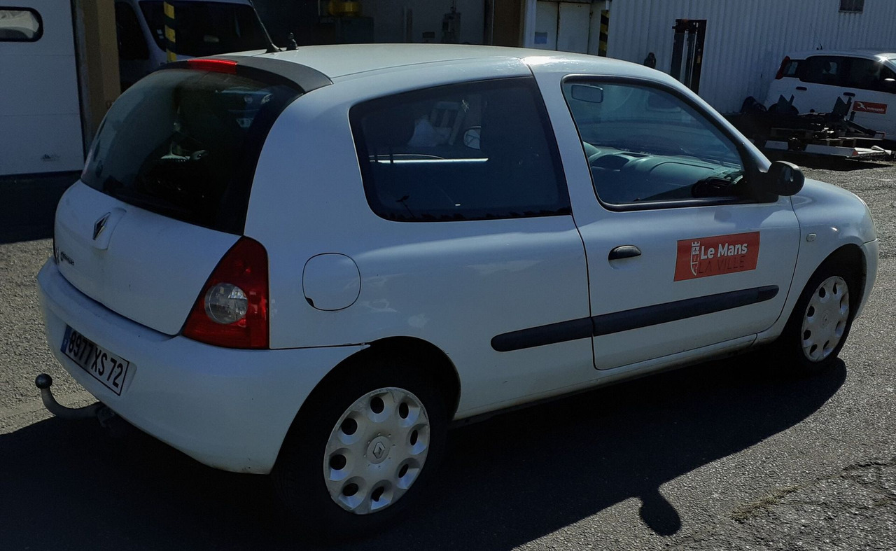 /!\ RESERVÉE AUX PROFESSIONNELS DE L'AUTOMOBILE UNIQUEMENT ! - Voiture: photos 3 /!\ RESERVÉE AUX PROFESSIONNELS DE L'AUTOMOBILE UNIQUEMENT ! - Voiture: photos 3