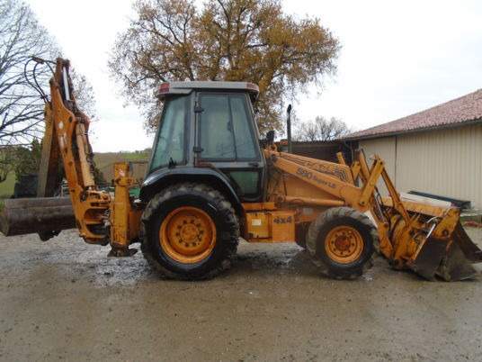 Case 580 super LE - Tractopelle: photos 3 Case 580 super LE - Tractopelle: photos 3