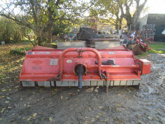Kuhn BNG 270 - Broyeur à axe horizontal: photos 1 Kuhn BNG 270 - Broyeur à axe horizontal: photos 1
