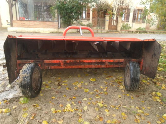 Kuhn BNG 270 - Broyeur à axe horizontal: photos 2 Kuhn BNG 270 - Broyeur à axe horizontal: photos 2