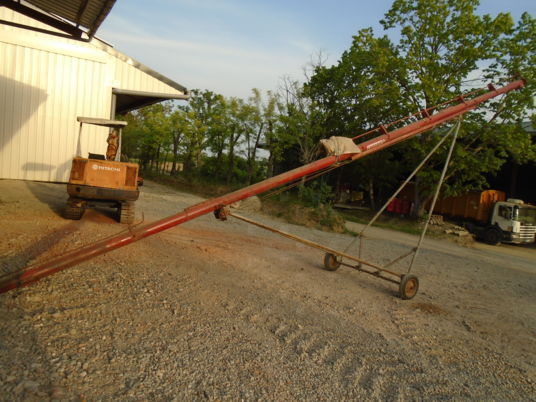 Vis sur chariot - Équipement de traitement post-récolte: photos 2 Vis sur chariot - Équipement de traitement post-récolte: photos 2