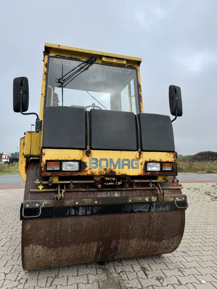 Bomag BW 151 AC-2 - Compacteur mixte: photos 3 Bomag BW 151 AC-2 - Compacteur mixte: photos 3