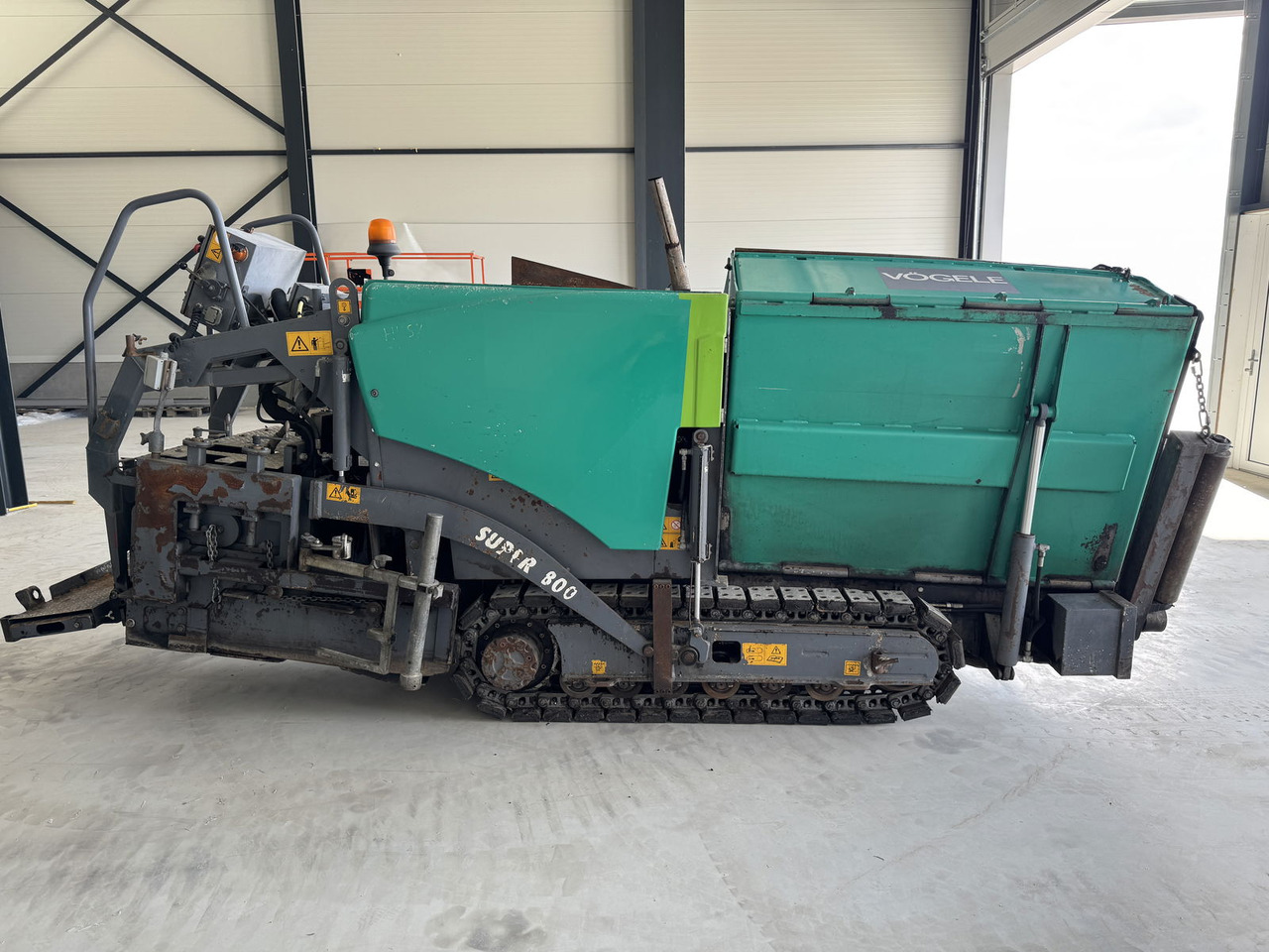 Vögele Super 800 - Finisseur: photos 1 Vögele Super 800 - Finisseur: photos 1