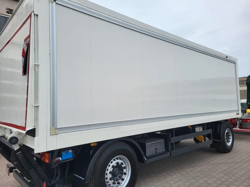 Diversen Drehschemel Vermietung möglich LBW Durchladbar Drehschemel Vermietung möglich LBW Durchladbar - Remorque fourgon: photos 2 Diversen Drehschemel Vermietung möglich LBW Durchladbar Drehschemel Vermietung möglich LBW Durchladbar - Remorque fourgon: photos 2