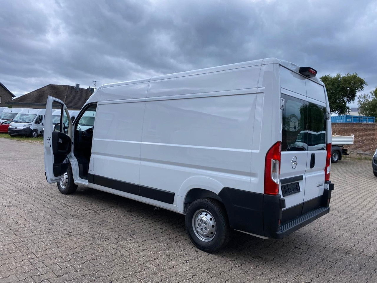 Opel Movano Cargo - Fourgon utilitaire: photos 3 Opel Movano Cargo - Fourgon utilitaire: photos 3