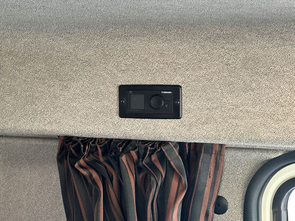 DAF LF 290 8Gang  Webasto AHK Bär-LBW  en crédit-bail DAF LF 290 8Gang  Webasto AHK Bär-LBW: photos 12 DAF LF 290 8Gang  Webasto AHK Bär-LBW  en crédit-bail DAF LF 290 8Gang  Webasto AHK Bär-LBW: photos 12