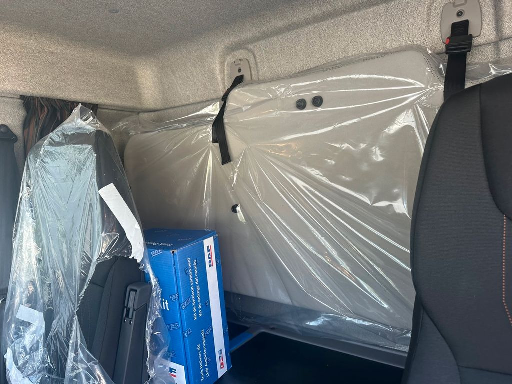 DAF LF 290 8Gang  Webasto AHK Bär-LBW  en crédit-bail DAF LF 290 8Gang  Webasto AHK Bär-LBW: photos 10 DAF LF 290 8Gang  Webasto AHK Bär-LBW  en crédit-bail DAF LF 290 8Gang  Webasto AHK Bär-LBW: photos 10