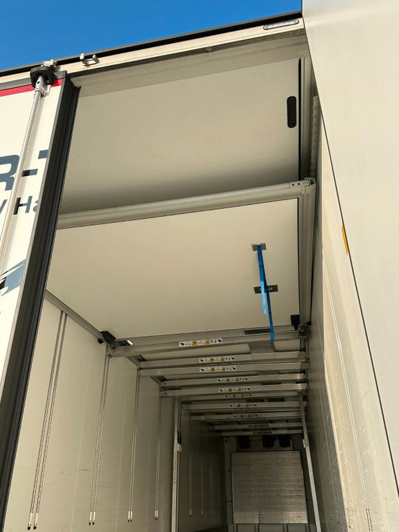 Schmitz Cargobull SKO 24 Cool V7 Pharma DoppelStock Trennwand - Semi-remorque frigorifique: photos 5 Schmitz Cargobull SKO 24 Cool V7 Pharma DoppelStock Trennwand - Semi-remorque frigorifique: photos 5