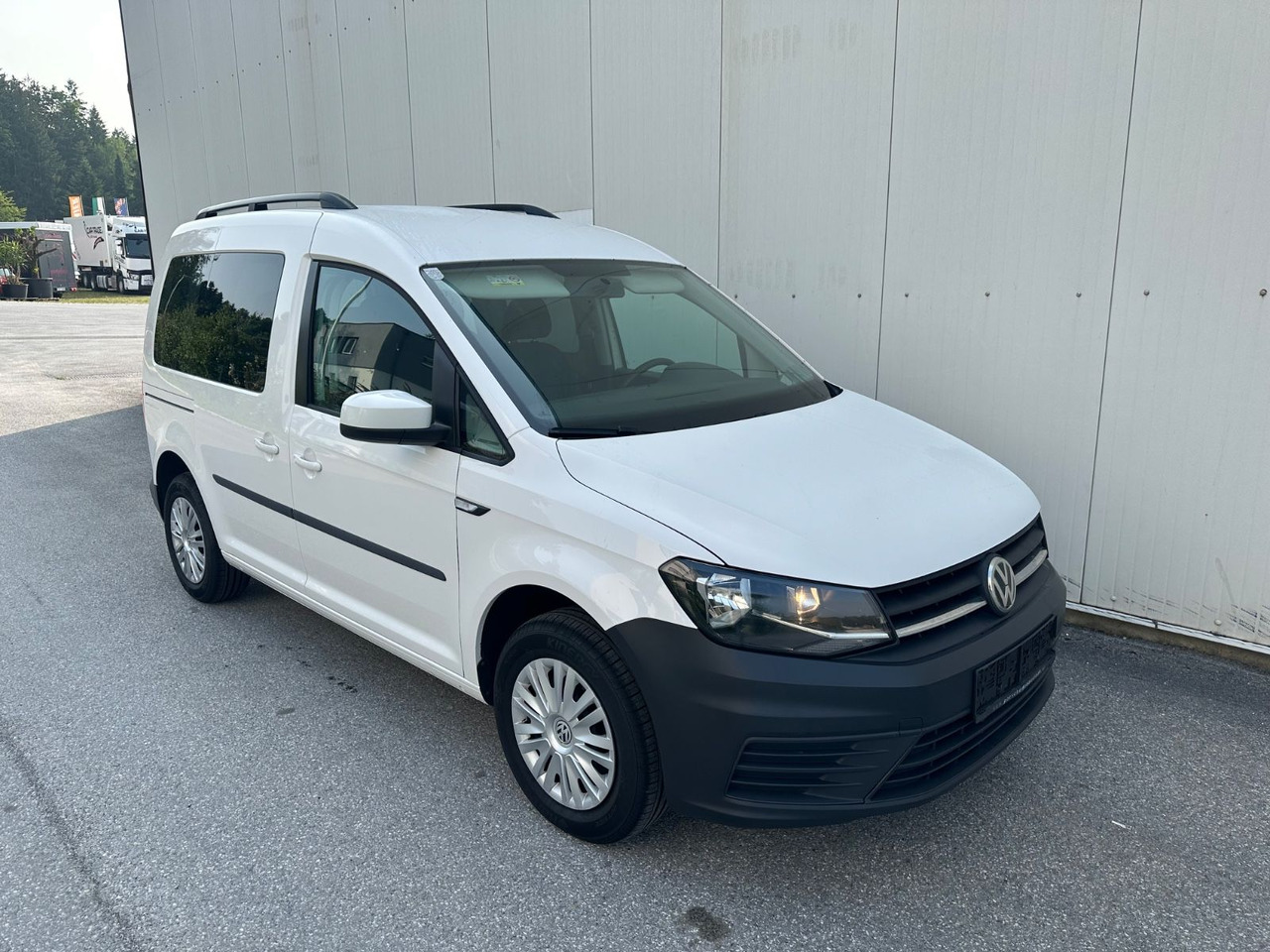 Volkswagen Caddy 2,0TDI 75kW BMT Beach - Transport de personnes: photos 2 Volkswagen Caddy 2,0TDI 75kW BMT Beach - Transport de personnes: photos 2