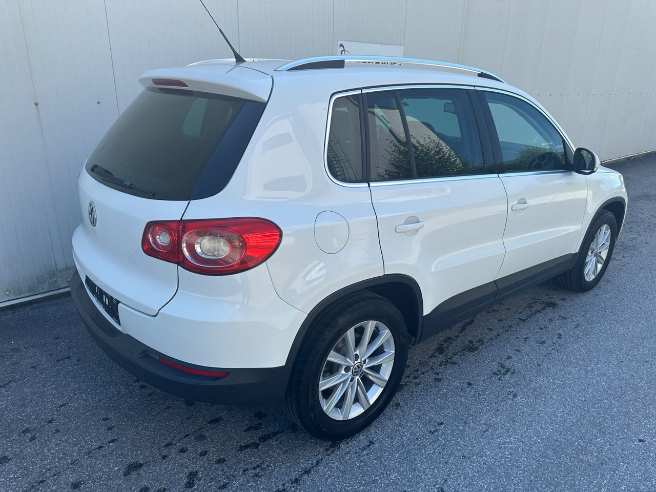Volkswagen Tiguan 2.0 TDI 4MOTION Trend & Fun - SUV: photos 4 Volkswagen Tiguan 2.0 TDI 4MOTION Trend & Fun - SUV: photos 4
