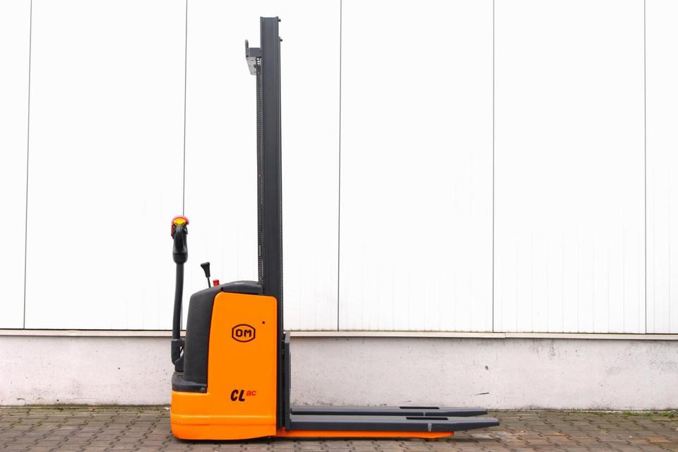 OM CL10,5ac - Batterie NEU - Gerbeur: photos 2 OM CL10,5ac - Batterie NEU - Gerbeur: photos 2