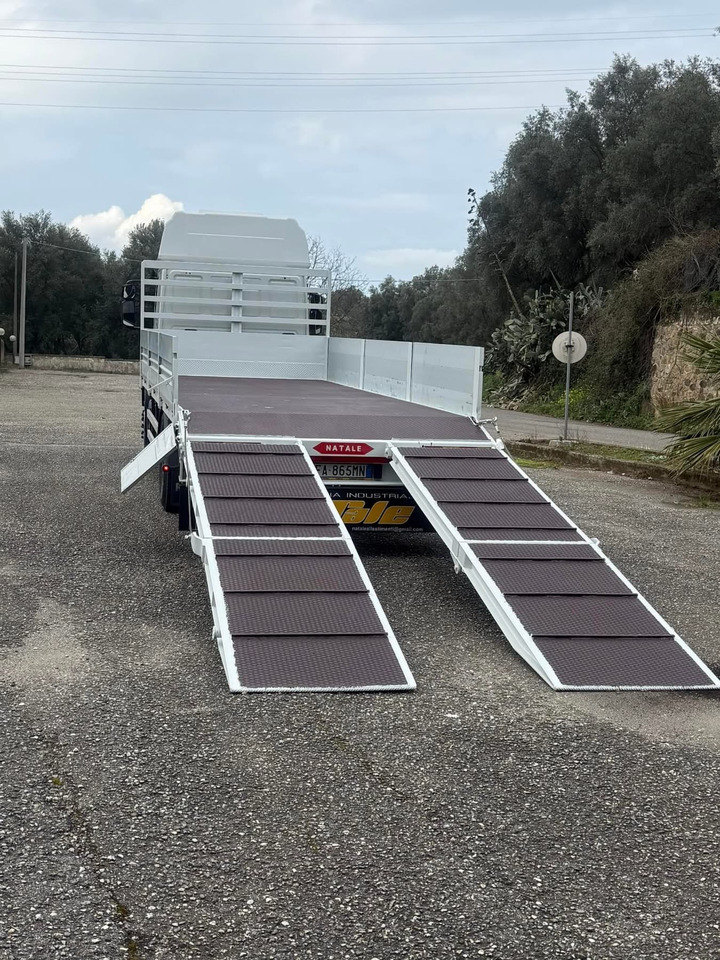 IVECO 180E Pianale Con Rampe Nuovo di fabbrica - Camion plateau: photos 2 IVECO 180E Pianale Con Rampe Nuovo di fabbrica - Camion plateau: photos 2