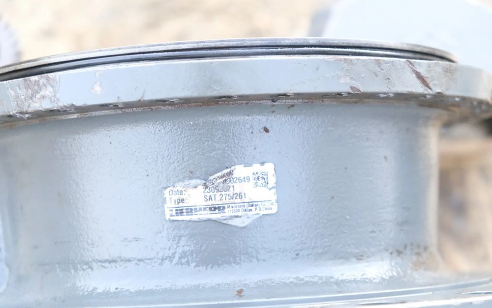 Reduktor obrotu SAT 275/261 R906,R916,R922,R924,R926 liebherr - Transmission pour Engins de chantier: photos 2 Reduktor obrotu SAT 275/261 R906,R916,R922,R924,R926 liebherr - Transmission pour Engins de chantier: photos 2