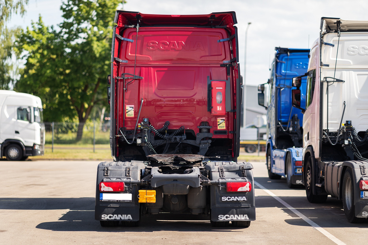 SCANIA R450 - Tracteur routier: photos 4 SCANIA R450 - Tracteur routier: photos 4