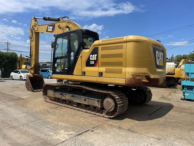 CAT 320-07A - Pelle sur chenille: photos 3 CAT 320-07A - Pelle sur chenille: photos 3