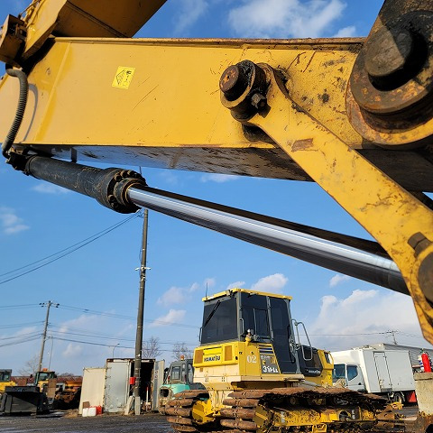 Pelle sur chenille CAT 320E-2: photos 14