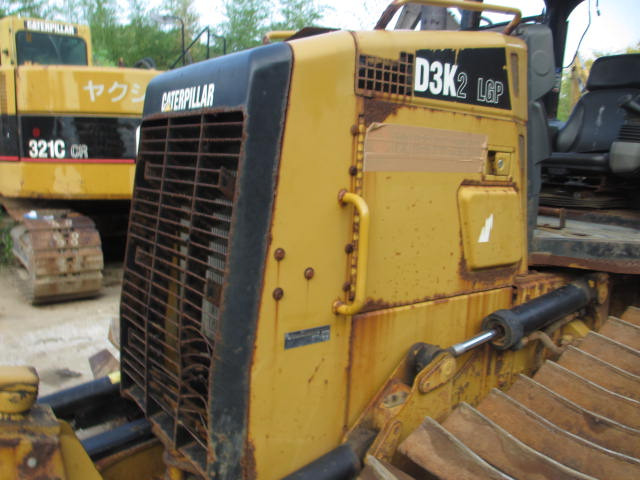 CAT D3K2 - Bulldozer: photos 4 CAT D3K2 - Bulldozer: photos 4