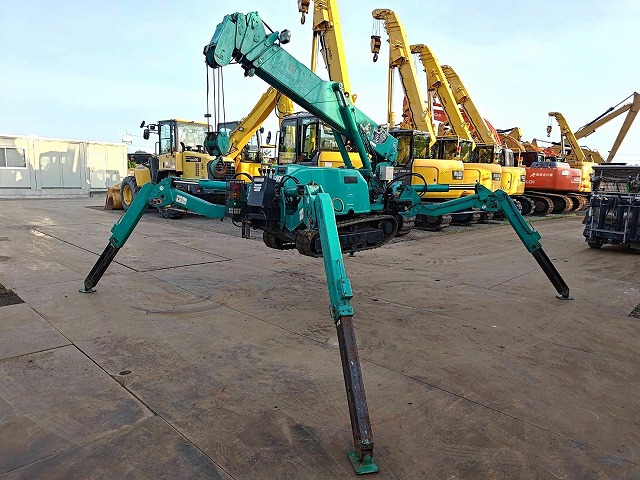 MAEDA MC-285CRM - Mini grue: photos 1 MAEDA MC-285CRM - Mini grue: photos 1