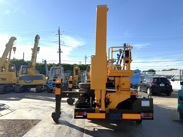 Camion avec nacelle TADANO BT-200-2: photos 12 Camion avec nacelle TADANO BT-200-2: photos 12