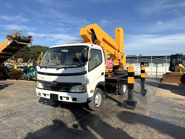 Camion avec nacelle TADANO BT-200-2: photos 9 Camion avec nacelle TADANO BT-200-2: photos 9