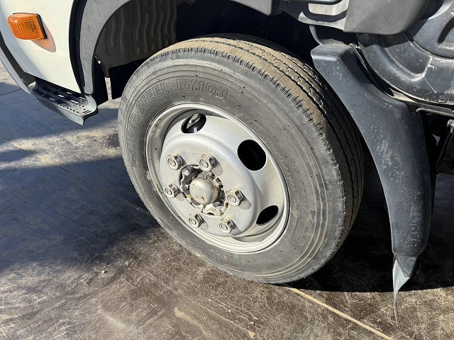 Camion avec nacelle TADANO BT-200-2: photos 16 Camion avec nacelle TADANO BT-200-2: photos 16