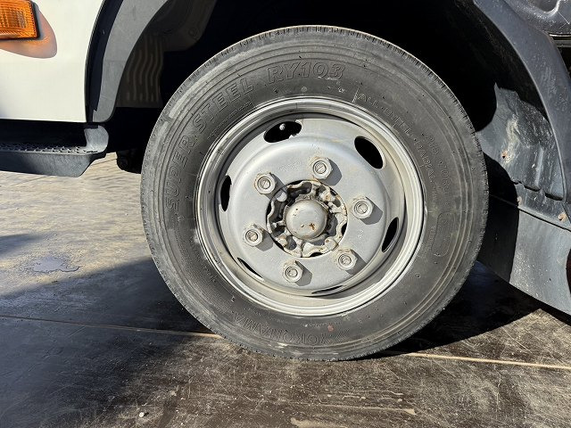 Camion avec nacelle TADANO BT-200-2: photos 15 Camion avec nacelle TADANO BT-200-2: photos 15