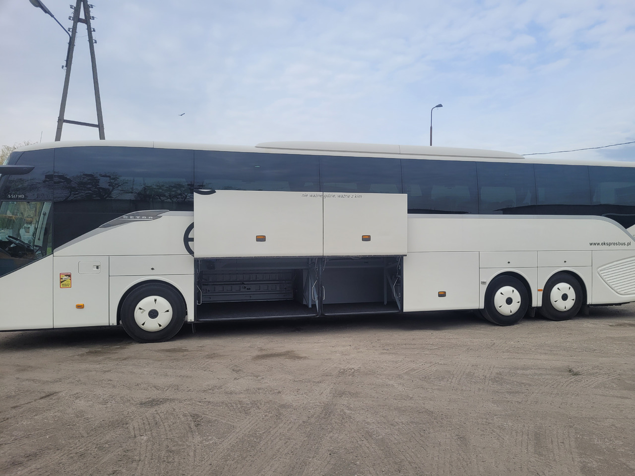 SETRA 517 HD - Autocar: photos 4 SETRA 517 HD - Autocar: photos 4