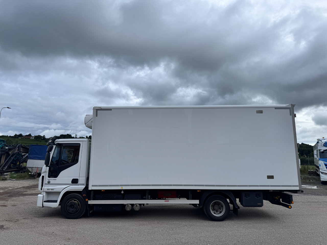 IVECO 80E190 Eurocargo Kühlkoffer (Partikelfilter defekt) - Camion frigorifique: photos 2 IVECO 80E190 Eurocargo Kühlkoffer (Partikelfilter defekt) - Camion frigorifique: photos 2