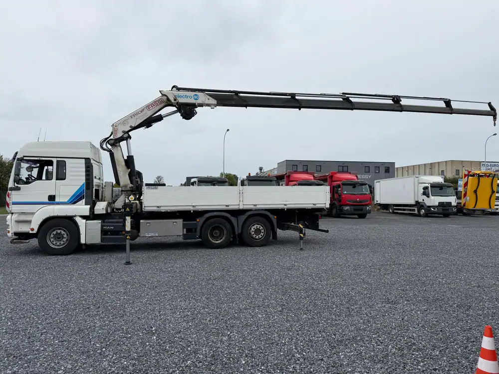 MAN TGA 26.400 *FASSI 31 TM*6EXTENSIONS*WINCH*REMOTE*BDF BOX - Camion plateau, Camion grue: photos 3 MAN TGA 26.400 *FASSI 31 TM*6EXTENSIONS*WINCH*REMOTE*BDF BOX - Camion plateau, Camion grue: photos 3