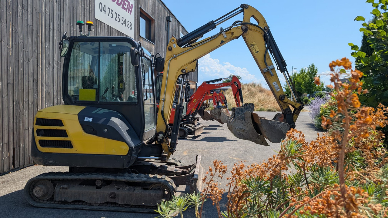 YANMAR SV26 - Mini pelle: photos 3 YANMAR SV26 - Mini pelle: photos 3