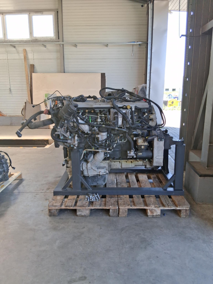 MAN TGS - Moteur: photos 1 MAN TGS - Moteur: photos 1