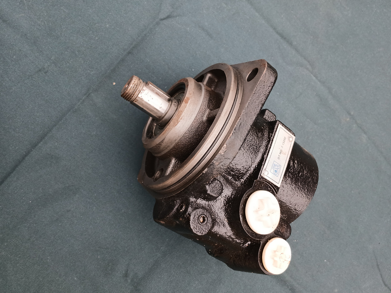 Steeringpump DT 713202 for IVECO  - Pompe de support: photos 1 Steeringpump DT 713202 for IVECO  - Pompe de support: photos 1